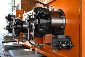 Hydraulic Turning Gear 3